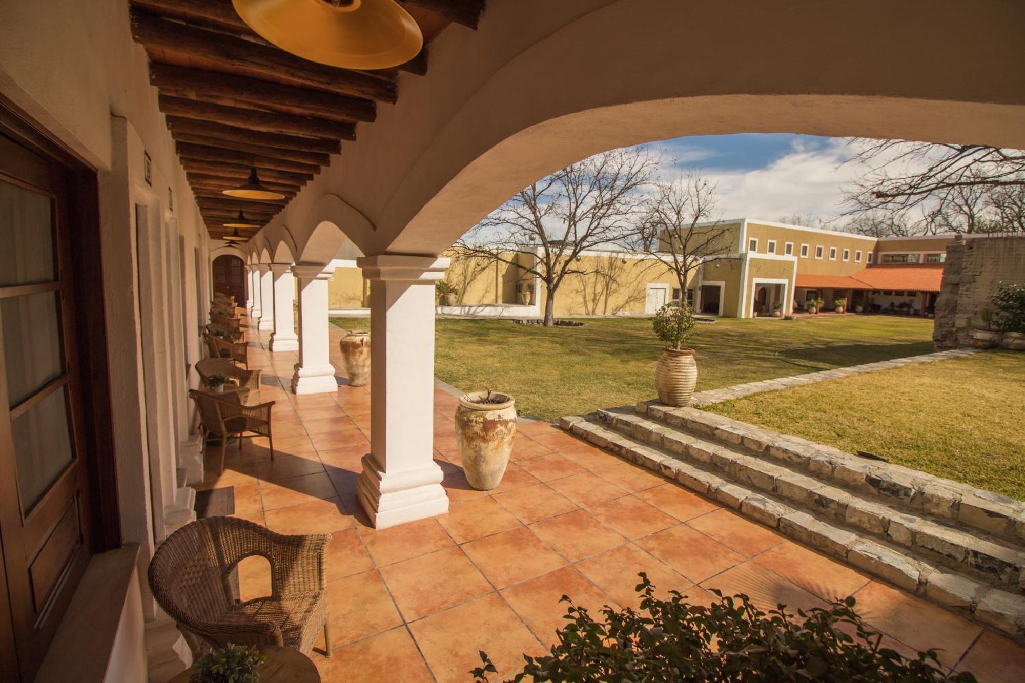 La Casona Del Banco Hotel Boutique Parras de la Fuente Exterior photo